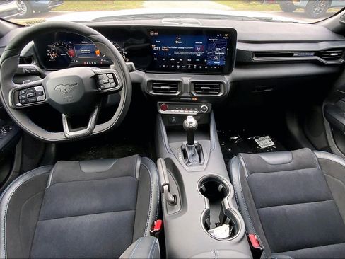 Used 2025 Ford Mustang Dark Horse RWD image 5