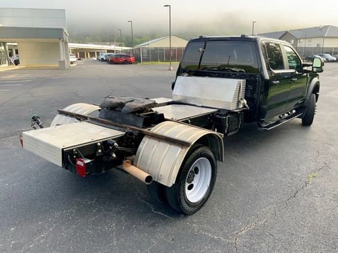 Used 2023 Ford F550 4x4 Crew Cab Super Duty image 12