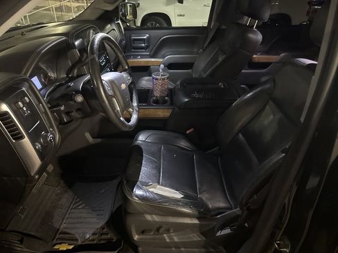 Used 2015 Chevrolet Silverado 1500 LTZ w/ Texas Edition, 1LZ Trim image 10