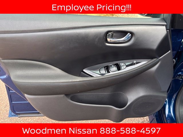 Certified 2025 Nissan Leaf SV Plus FWD image 15