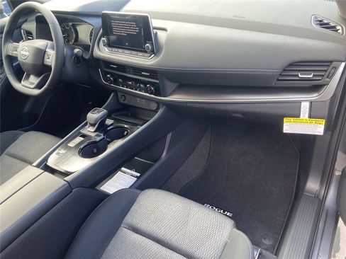 New 2026 Nissan Rogue SV image 28