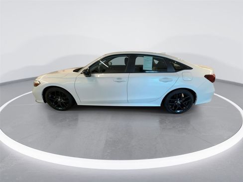 Used 2025 Honda Civic Sport image 5