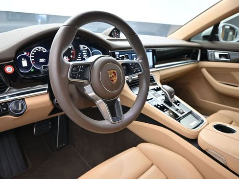 Certified 2020 Porsche Panamera 4S AWD/4WD image 4