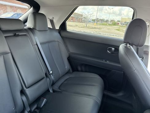 Used 2025 Hyundai Ioniq 5 SEL image 33