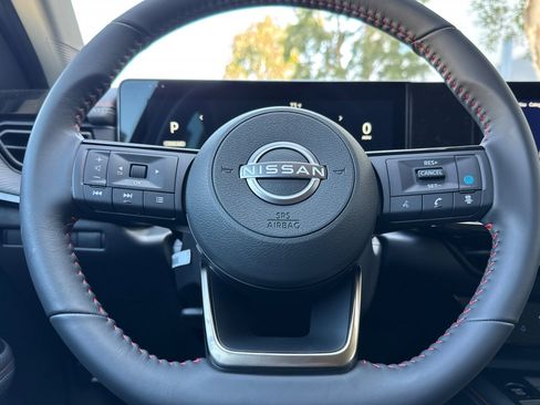 New 2026 Nissan Kicks SR w/ Cold Weather Package image 20