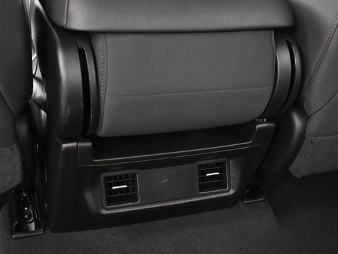 Used 2022 Chevrolet Silverado 1500 Custom AWD/4WD image 10
