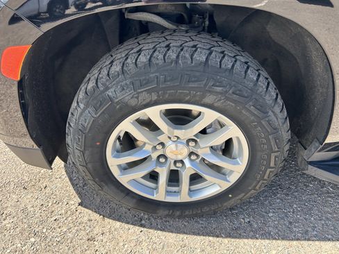 Used 2023 Chevrolet Tahoe LT image 8