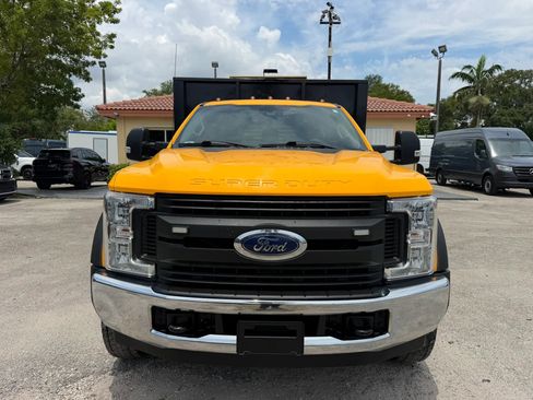 Used 2017 Ford F550 2WD Regular Cab Super Duty image 15