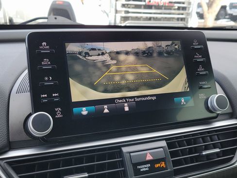 Used 2018 Honda Accord EX-L image 17