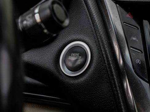 Used 2018 Cadillac CTS Luxury image 24