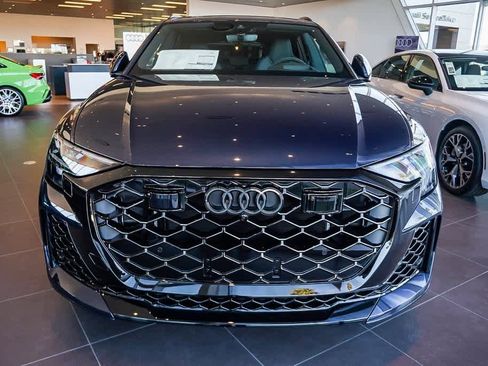 New 2026 Audi RS Q8 performance image 2