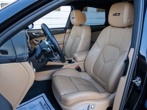 Used 2017 Porsche Macan GTS image 13