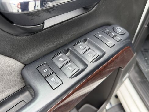 Used 2018 GMC Sierra 1500 SLT w/ SLT Premium Package AWD/4WD image 12