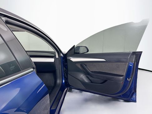 Used 2023 Tesla Model 3 Performance AWD/4WD image 32