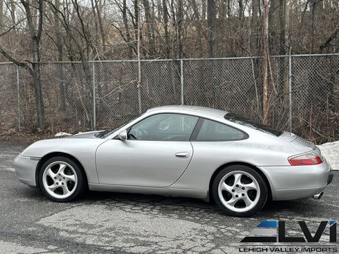 Used 2001 Porsche 911 Carrera 4 image 12