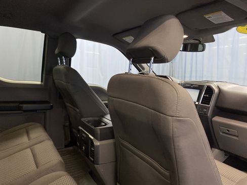 Used 2015 Ford F150 XLT w/ Equipment Group 302A Luxury image 31