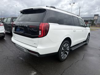 Used 2025 Ford Expedition Max Platinum w/ Driver's Package video 3