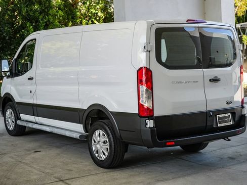 Used 2024 Ford Transit 250 Low Roof w/ Exterior Upgrade Package RWD image 4