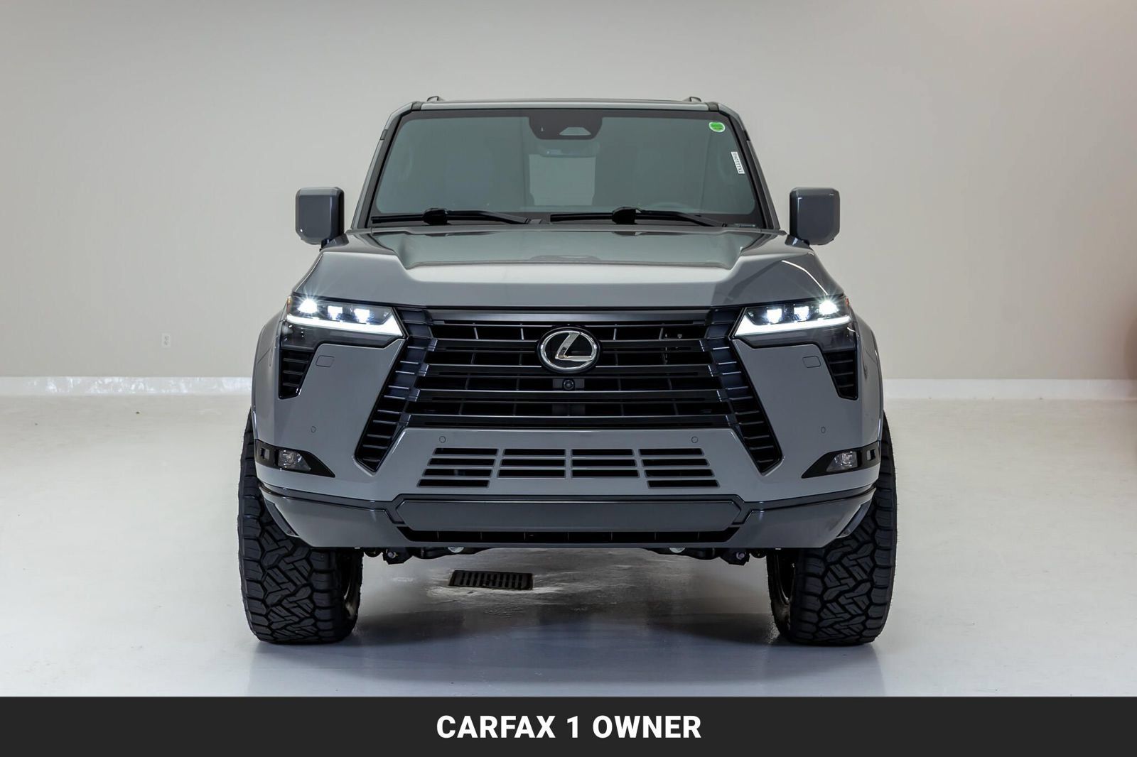 Used 2026 Lexus GX 550 w/ Accessory Package (2T) AWD/4WD image 4