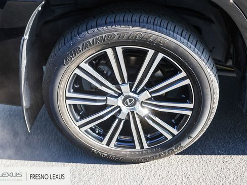 Used 2019 Lexus LX 570 4WD w/ Luxury Package image 9