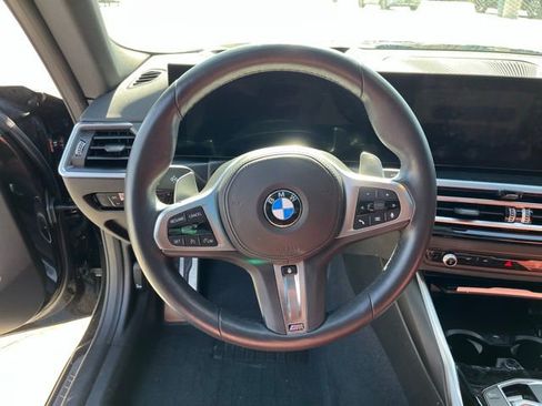 Used 2023 BMW 230i Coupe w/ M Sport Package image 9