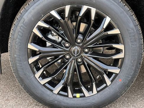 New 2026 Nissan Rogue SV image 7