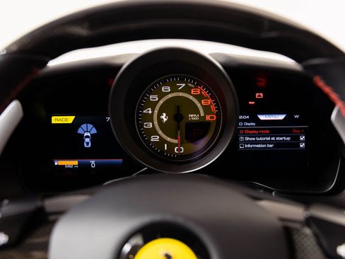 Certified 2020 Ferrari F8 Tributo image 38