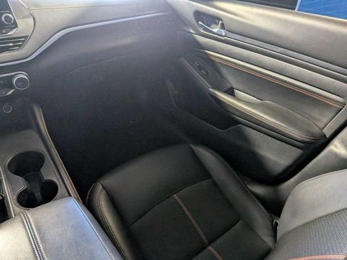 Used 2020 Nissan Altima 2.5 SR w/ Premium Package FWD image 16