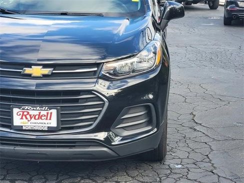 Certified 2022 Chevrolet Trax LS w/ Tint and Cruise Package image 3