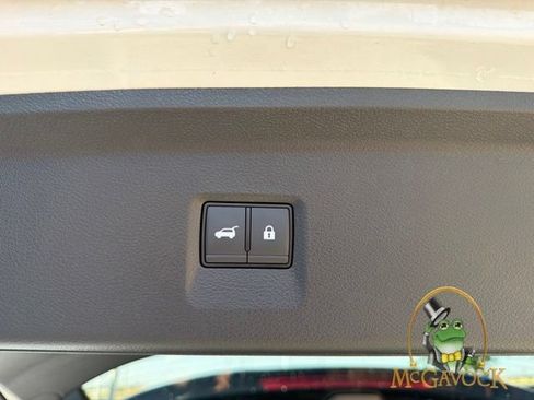 Used 2026 INFINITI QX60 Autograph w/ Dark Cargo Package AWD/4WD image 31