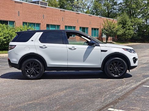 Used 2017 Land Rover Discovery Sport HSE image 3