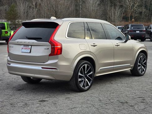 Used 2024 Volvo XC90 B6 Plus w/ Protection Package Premier image 17