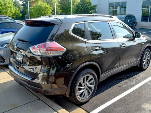 Used 2015 Nissan Rogue SL w/ SL Premium Package AWD/4WD image 16