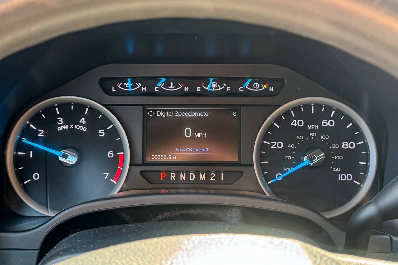 Used 2017 Ford F350 XLT AWD/4WD image 22