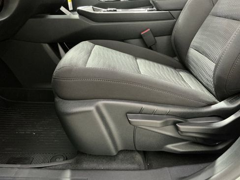 New 2026 Chevrolet Equinox LT image 22