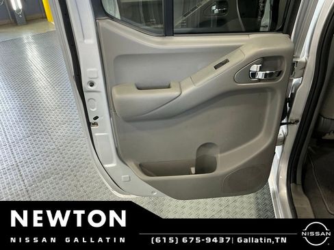 Used 2019 Nissan Frontier SV RWD image 34