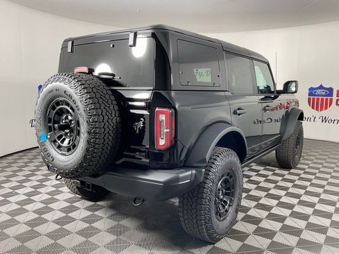 New 2026 Ford Bronco Badlands AWD/4WD image 3