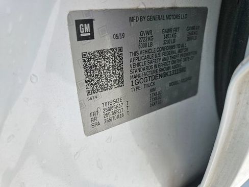 Used 2019 Chevrolet Colorado Z71 AWD/4WD image 30