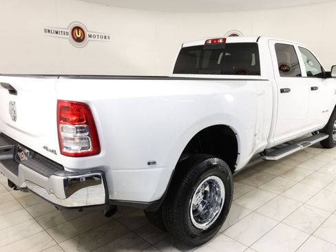 Used 2022 RAM 3500 Tradesman AWD/4WD image 3
