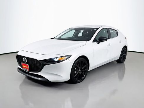 Used 2024 MAZDA MAZDA3 s image 3