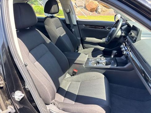 Used 2023 Honda Civic EX image 11