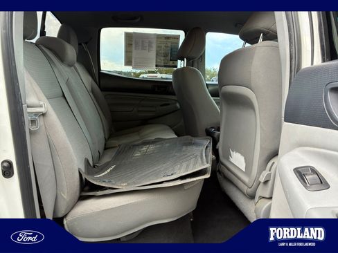 Used 2013 Toyota Tacoma 4x4 Double Cab w/ SR5 Pkg image 18