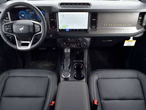 New 2026 Ford Bronco Badlands AWD/4WD image 7