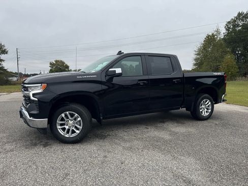 New 2026 Chevrolet Silverado 1500 LT image 3
