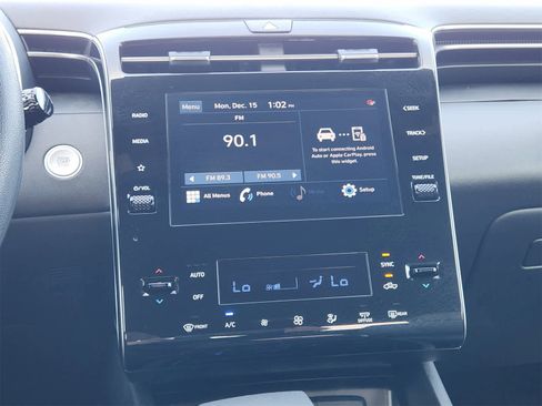 Used 2024 Hyundai Santa Cruz SEL image 16