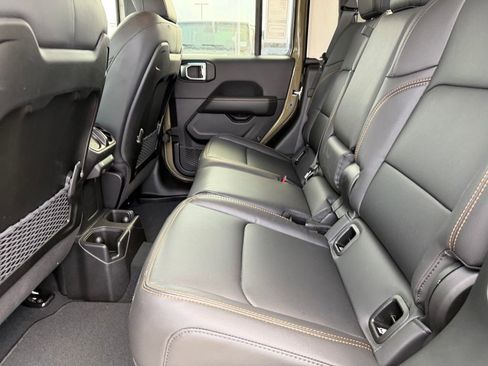 New 2026 Jeep Gladiator Sport image 10