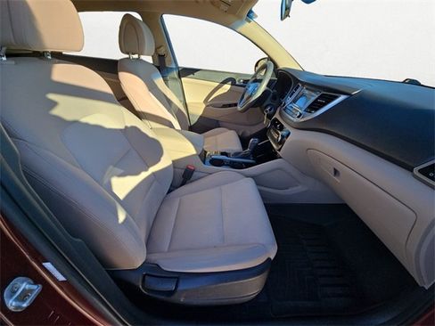 Used 2017 Hyundai Tucson SE image 15