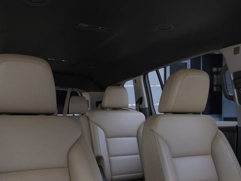 New 2026 Buick Enclave Preferred w/ LPO, Floor Liner Package AWD/4WD image 24