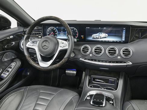 Used 2018 Mercedes-Benz S 560 Cabriolet image 25