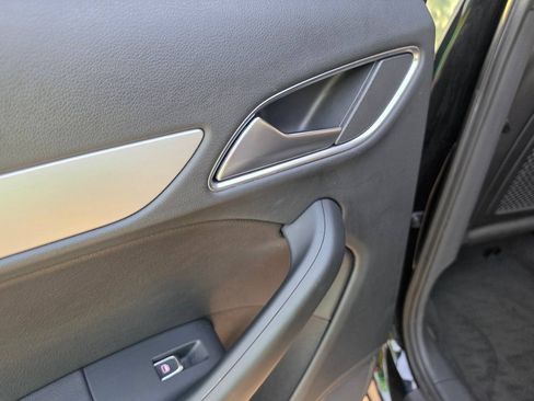 Used 2018 Audi Q3 2.0T Premium FWD image 18